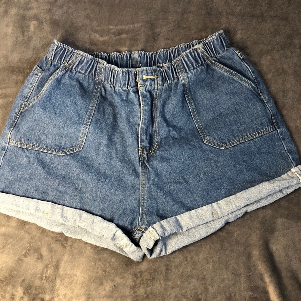 mom jean shorts